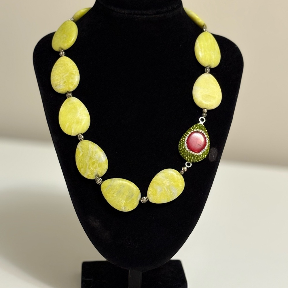 Elegant Green Stone Necklace with Red Accent